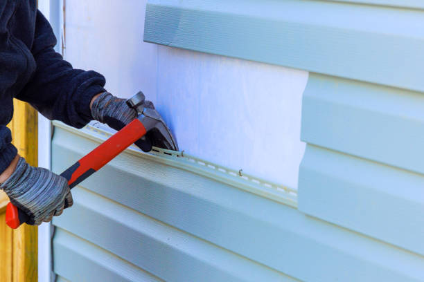 Reliable Vinyl Siding contractor in Bloomington, TX by Creative Siding